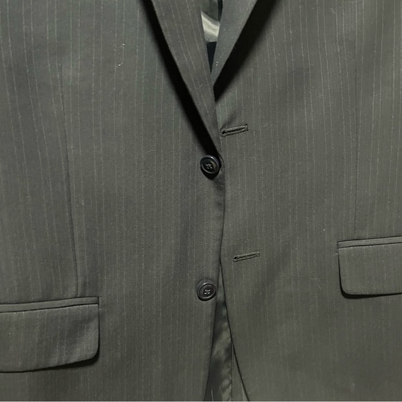 Haggar Men’s solid Blazer - Picture 8 of 10